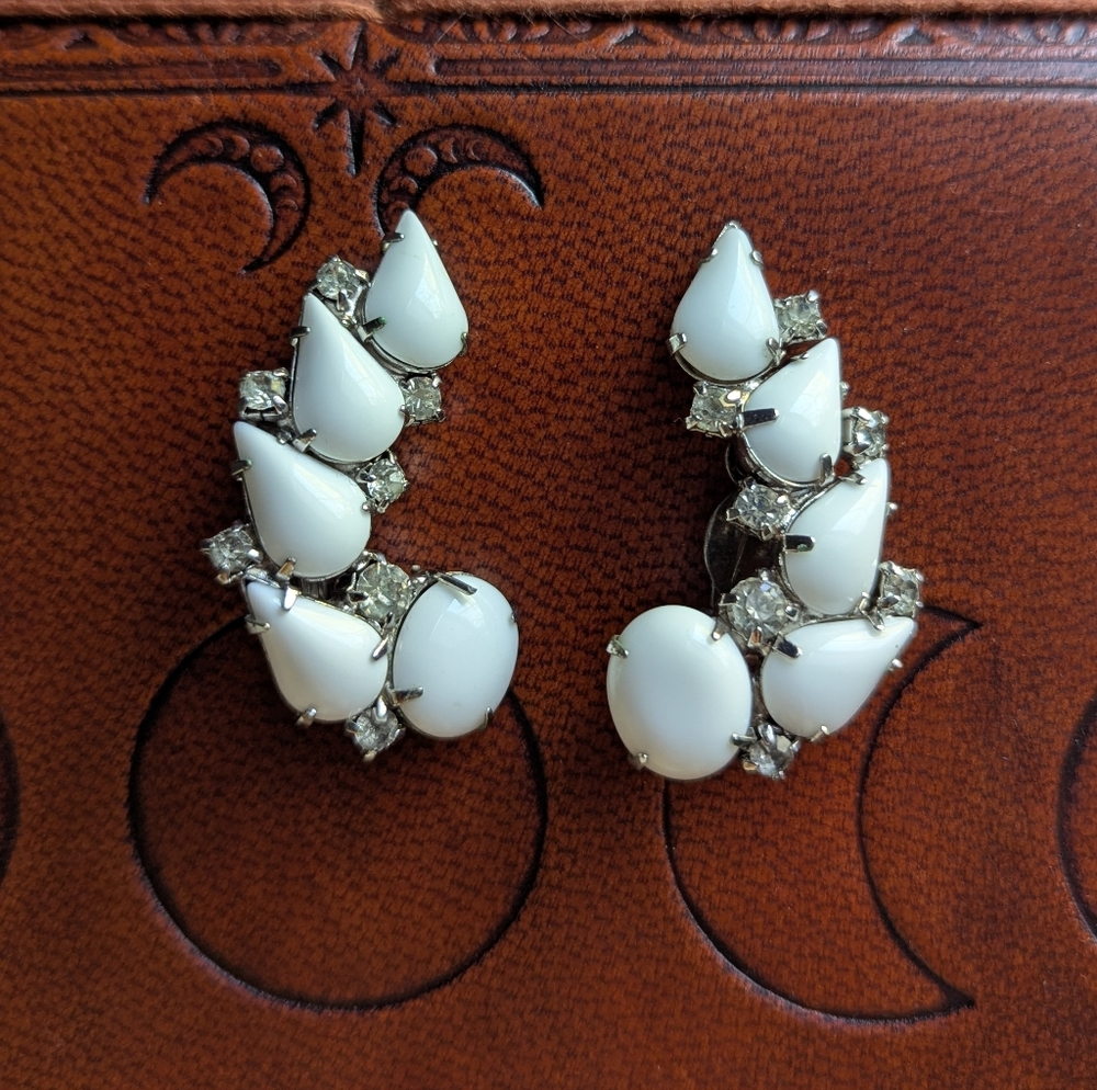 Vintage By Gale Milk Glass and Rhinestone Clip on Earrings Estate Jewelry